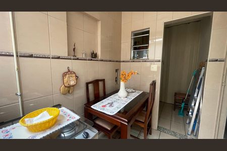 Apartamento à venda com 64m², 2 quartos e 1 vagaCozinha