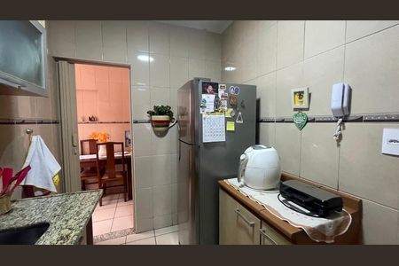Apartamento à venda com 64m², 2 quartos e 1 vagaCozinha