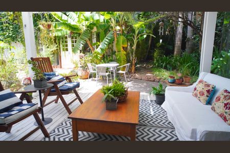 Casa à venda com 336m², 8 quartos e 5 vagasPátio 