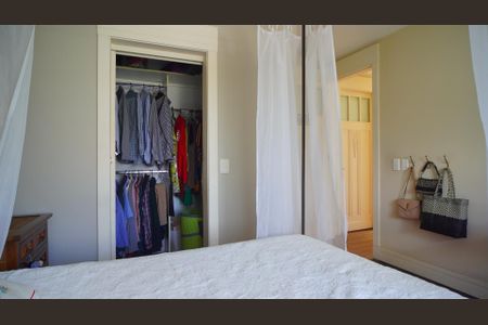 Casa à venda com 336m², 8 quartos e 5 vagasQuarto 5