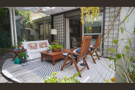 Casa à venda com 336m², 8 quartos e 5 vagasVaranda 