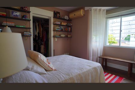 Casa à venda com 336m², 8 quartos e 5 vagasQuarto 4