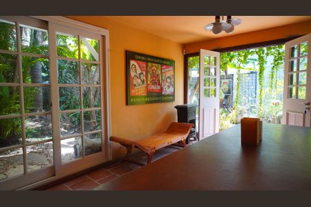 Casa à venda com 336m², 8 quartos e 5 vagasSalão de Festas