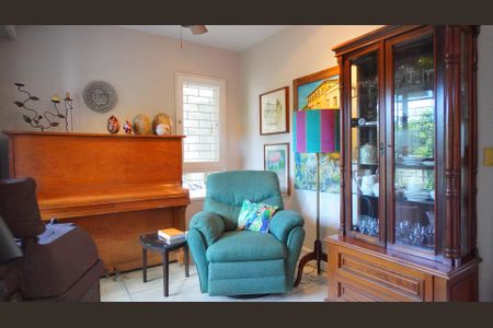 Casa à venda com 336m², 8 quartos e 5 vagasSala 1