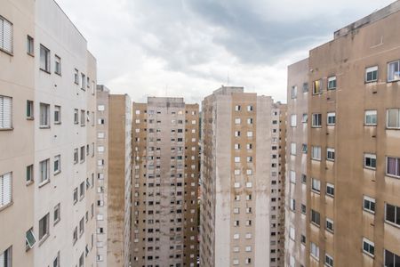 Vista da Sala de apartamento à venda com 2 quartos, 51m² em Centro, Barueri