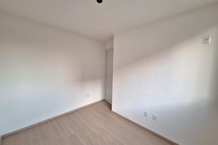 Quarto de apartamento para alugar com 2 quartos, 47m² em Vila Ouro Preto, Duque de Caxias
