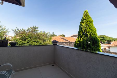 Casa à venda com 254m², 3 quartos e 2 vagasTerraço