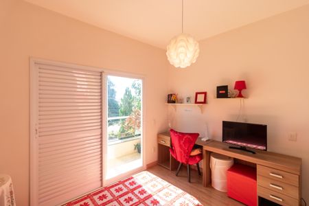 Casa à venda com 254m², 3 quartos e 2 vagasQuarto 02