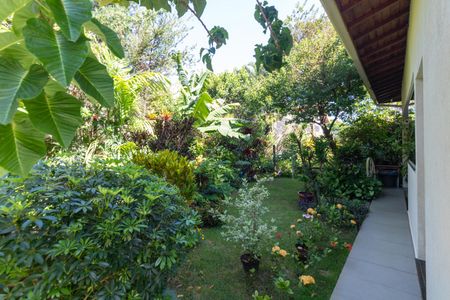 Casa à venda com 254m², 3 quartos e 2 vagasQuintal