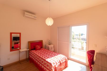 Casa à venda com 254m², 3 quartos e 2 vagasQuarto 02