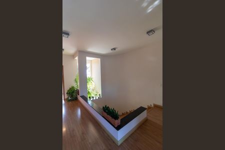 Casa à venda com 254m², 3 quartos e 2 vagasHall dos dormitórios