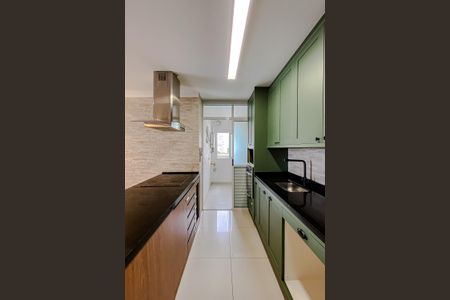 Apartamento para alugar com 77m², 2 quartos e 1 vagaCozinha