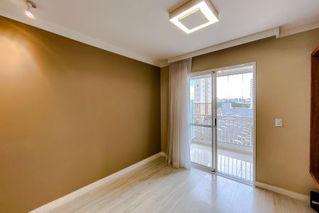 Apartamento para alugar com 77m², 2 quartos e 1 vagaSala