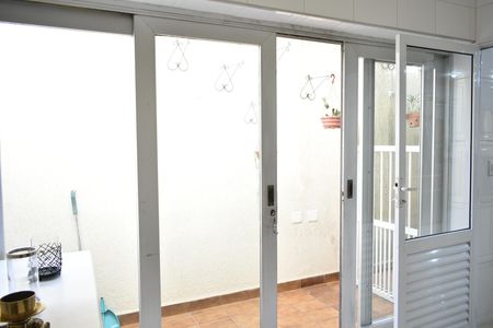 Área de Serviço de casa para alugar com 4 quartos, 327m² em Planalto Paulista, São Paulo