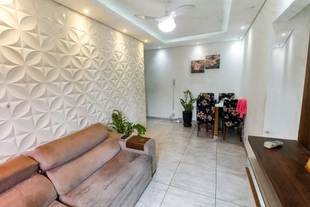Sala de apartamento para alugar com 2 quartos, 62m² em Vila Santa Luzia, Taboão da Serra