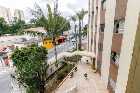 Vista da Sala de apartamento para alugar com 2 quartos, 62m² em Vila Santa Luzia, Taboão da Serra
