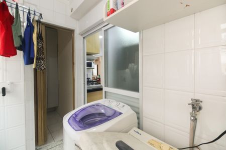 Apartamento à venda com 93m², 3 quartos e 2 vagas Apartamento à venda com 93m², 3 quartos e 2 vagasÁrea de Serviço