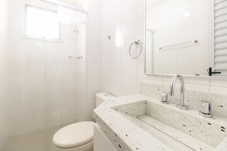 Apartamento à venda com 93m², 3 quartos e 2 vagas Apartamento à venda com 93m², 3 quartos e 2 vagasBanheiro Social