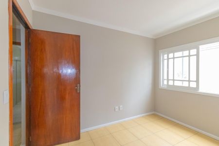 Casa de condomínio para alugar com 200m², 5 quartos e 4 vagasQuarto 1