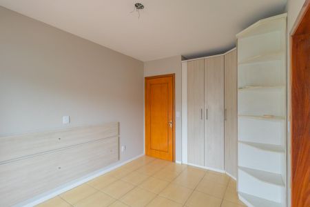 Casa de condomínio para alugar com 200m², 5 quartos e 4 vagasSuíte