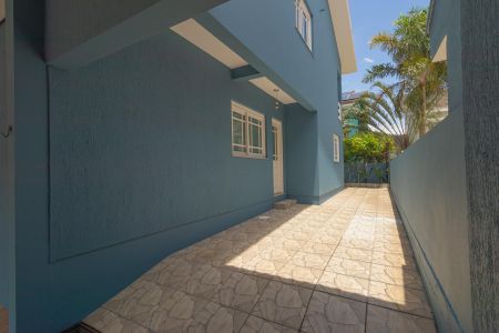 Casa de condomínio para alugar com 200m², 5 quartos e 4 vagasÁrea externa/Lateral