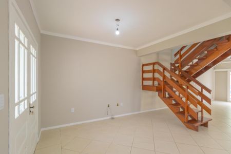 Casa de condomínio para alugar com 200m², 5 quartos e 4 vagasSala/Cozinha