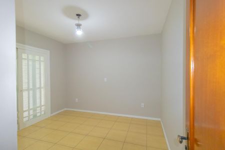 Casa de condomínio para alugar com 200m², 5 quartos e 4 vagasQuarto 3