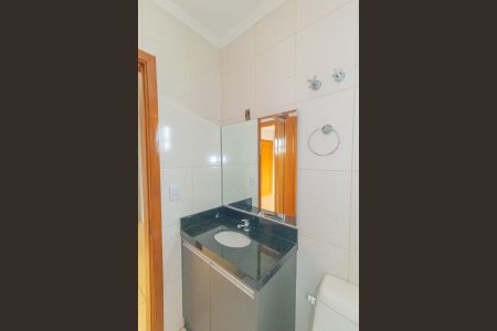 Casa de condomínio para alugar com 200m², 5 quartos e 4 vagasBanheiro da Suíte