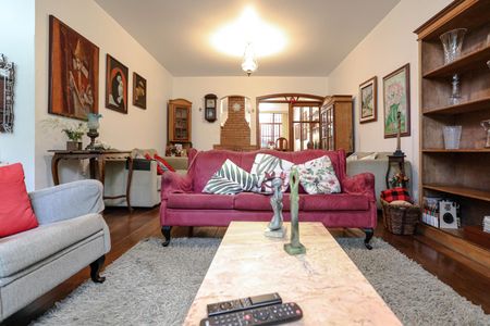 Sala de TV de casa para alugar com 4 quartos, 660m² em Vila Oliveira, Mogi das Cruzes