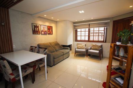 Casa de condomínio à venda com 129m², 3 quartos e 1 vagaSala