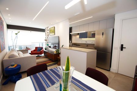 Apartamento à venda com 57m², 2 quartos e 1 vagaSala de jantar