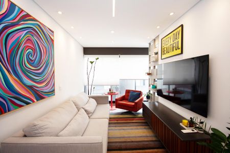 Sala de estar de apartamento à venda com 2 quartos, 57m² em Pinheiros, São Paulo