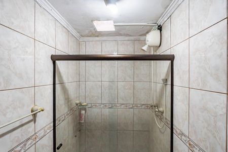 Casa à venda com 150m², 4 quartos e 1 vaga Casa à venda com 150m², 4 quartos e 1 vagaBanheiro