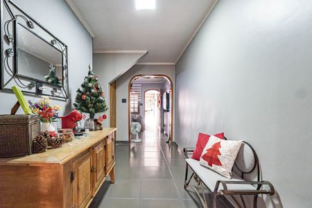 Sala de casa à venda com 4 quartos, 150m² em Parque Fongaro, São Paulo