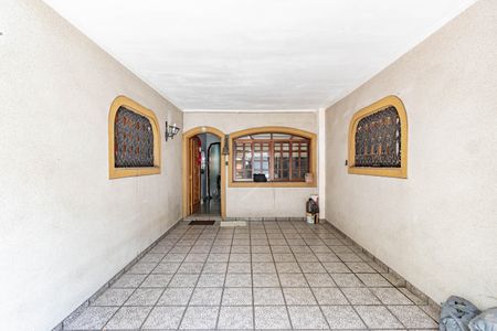 Casa à venda com 150m², 4 quartos e 1 vaga Casa à venda com 150m², 4 quartos e 1 vagaGaragem