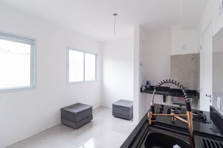 Apartamento para alugar com 45m², 2 quartos e 1 vaga Apartamento para alugar com 45m², 2 quartos e 1 vagaSala/Cozinha