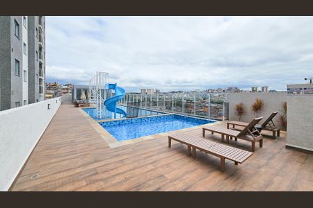 Apartamento para alugar com 45m², 2 quartos e 1 vaga Apartamento para alugar com 45m², 2 quartos e 1 vagaÁrea comum - Piscina