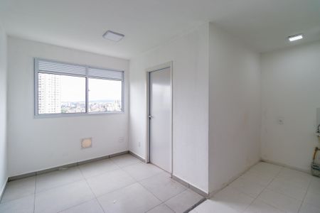 Sala de apartamento para alugar com 2 quartos, 40m² em Vila Suzana, São Paulo