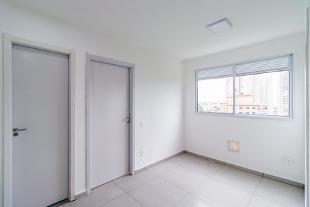 Sala de apartamento para alugar com 2 quartos, 40m² em Vila Suzana, São Paulo