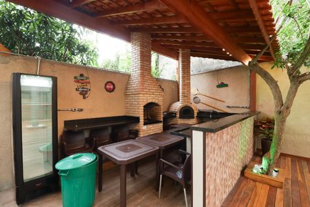 Apartamento à venda com 65m², 3 quartos e 1 vaga Apartamento à venda com 65m², 3 quartos e 1 vagaChurrasqueira