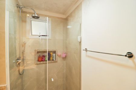 Apartamento à venda com 65m², 3 quartos e 1 vaga Apartamento à venda com 65m², 3 quartos e 1 vagaBanheiro Social