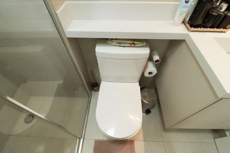 Apartamento à venda com 65m², 3 quartos e 1 vaga Apartamento à venda com 65m², 3 quartos e 1 vagaBanheiro da Suíte