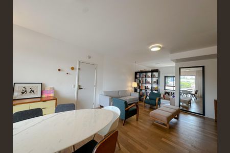 Apartamento à venda com 104m², 2 quartos e 2 vagasSala/Cozinha