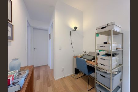 Apartamento à venda com 104m², 2 quartos e 2 vagasEscritório