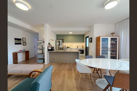 Apartamento à venda com 104m², 2 quartos e 2 vagasSala/Cozinha