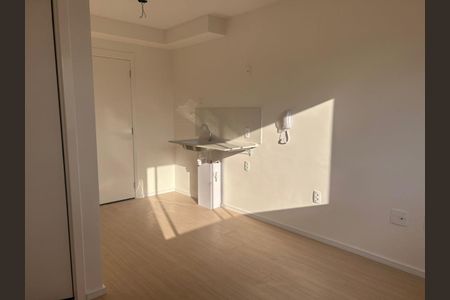 Foto 04 de kitnet/studio à venda com 1 quarto, 17m² em Vila Dom Pedro I, São Paulo