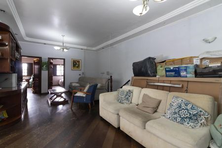 Casa à venda com 450m², 5 quartos e sem vaga Casa à venda com 450m², 5 quartos e sem vagaSala