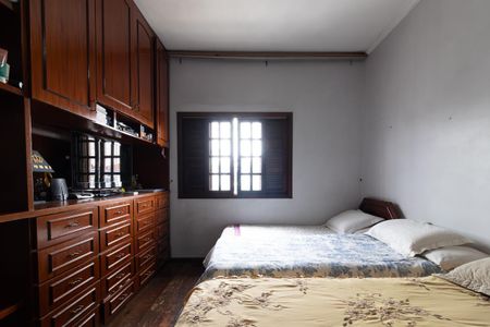 Casa à venda com 450m², 5 quartos e sem vaga Casa à venda com 450m², 5 quartos e sem vagaQuarto 1