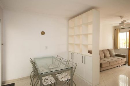 Casa para alugar com 65m², 2 quartos e 1 vagaCozinha 