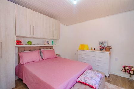 Casa à venda com 140m², 3 quartos e sem vagaQuarto - Casa Fundos